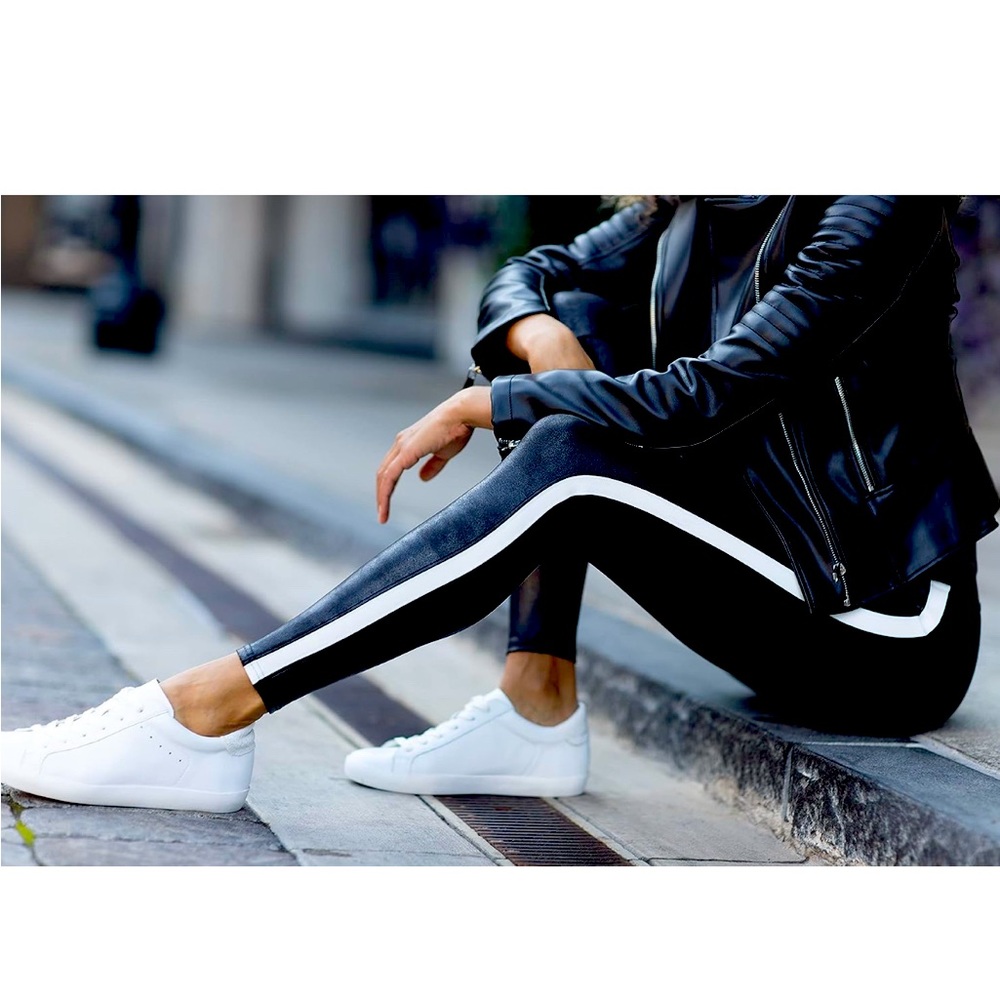 NWT Spanx Faux Leather Leggings in black with white Side Stripe size Small